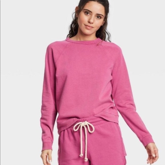 Universal Thread Tops - Universal Thread Long Sleeves Crew Sweatshirt: Size S